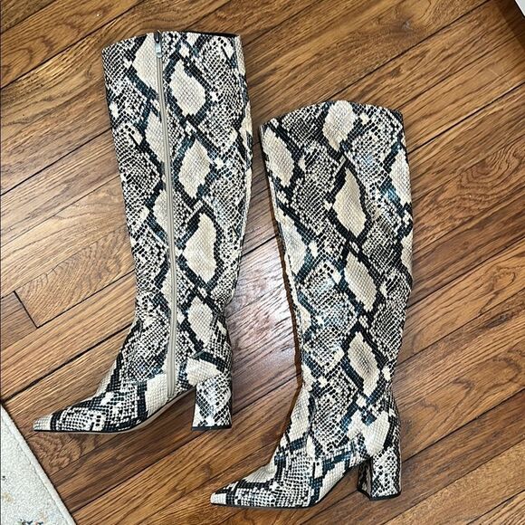 Snakeskin Pattern Knee-High Boots - Picture 1 of 2